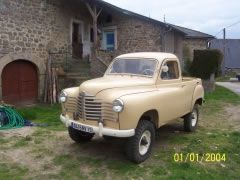 Louer une RENAULT Colorale 4x4 Pick-Up de de 1954 (Photo 1)