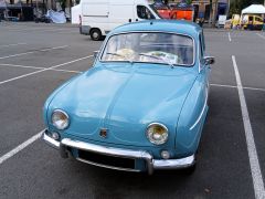 Louer une RENAULT Dauphine  de de 1962 (Photo 3)