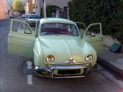 Louer une RENAULT Dauphine Gordini de de 1962 (Photo 3)