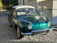 Louer une RENAULT Dauphine de de 1957 (Photo 2)