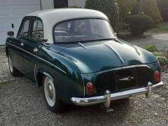 Louer une RENAULT Dauphine de de 1957 (Photo 3)