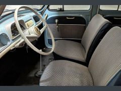 Louer une RENAULT Dauphine de de 1958 (Photo 4)