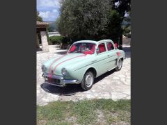 Louer une RENAULT Dauphine de 1958 (Photo 2)