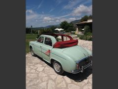 Louer une RENAULT Dauphine de de 1958 (Photo 2)