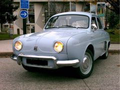 Louer une RENAULT Dauphine de de 1959 (Photo 1)