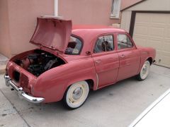 Louer une RENAULT Dauphine de de 1959 (Photo 3)