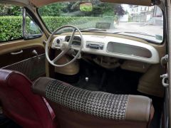 Louer une RENAULT Dauphine de de 1960 (Photo 3)