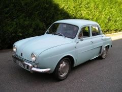 Louer une RENAULT Dauphine de de 1962 (Photo 1)