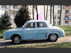 Louer une RENAULT Dauphine de de 1962 (Photo 4)