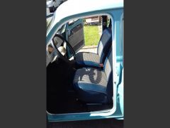 Louer une RENAULT Dauphine de de 1962 (Photo 4)