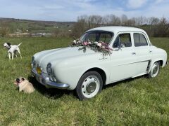 RENAULT Dauphine (Photo 1)