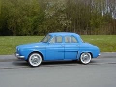 Louer une RENAULT Dauphine de de 1964 (Photo 2)