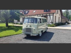 Louer une RENAULT Estafette de 1963 (Photo 2)