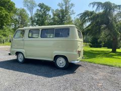 Louer une RENAULT Estafette de de 1963 (Photo 3)