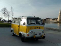 Louer une RENAULT Estafette de 1979 (Photo 2)