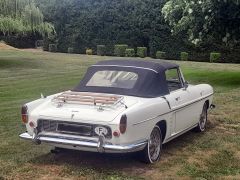 Louer une RENAULT Floride de de 1960 (Photo 4)