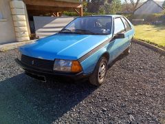 RENAULT Fuego GTL (Photo 2)