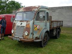 Louer une RENAULT Galion de de 1963 (Photo 1)
