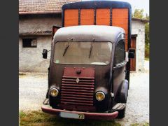 Louer une RENAULT GOELETTE de de 1958 (Photo 2)