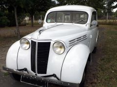 Louer une RENAULT Juvaquatre Break de de 1955 (Photo 2)