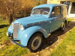 RENAULT Juvaquatre Dauphinoise (Photo 1)