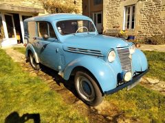 Louer une RENAULT Juvaquatre Dauphinoise de de 1957 (Photo 2)