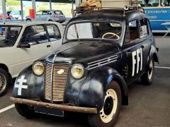 RENAULT Juvaquatre de 1940 en location pour mariage dans le Bas-Rhin