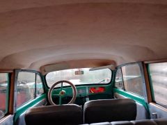 Louer une RENAULT Juvaquatre de de 1958 (Photo 5)