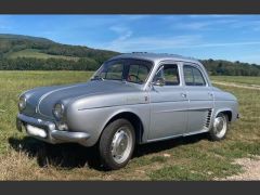 Louer une RENAULT Ondine  de de 1962 (Photo 1)