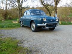 Louer une RENAULT Ondine de de 1961 (Photo 1)