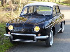 Louer une RENAULT Ondine de 1961 (Photo 1)