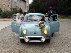 Louer une RENAULT Ondine de 1961 (Photo 0)