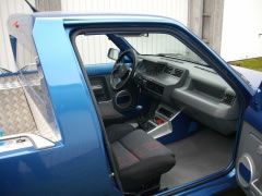 Louer une RENAULT Pick-Up de de 1992 (Photo 4)