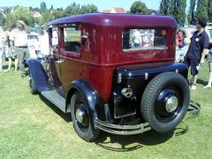 Louer une RENAULT Primaquatre de de 1930 (Photo 5)