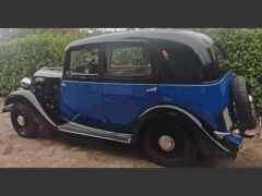 Louer une RENAULT Primaquatre de de 1934 (Photo 2)