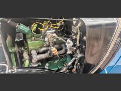 Louer une RENAULT Primaquatre de de 1934 (Photo 4)