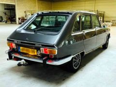 Louer une RENAULT R16 TX de de 1978 (Photo 3)