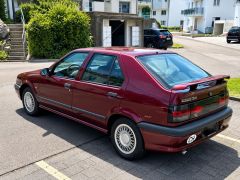 Louer une RENAULT R19 de de 1992 (Photo 2)