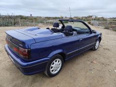 Louer une RENAULT R19 de de 1995 (Photo 3)