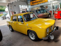 Louer une RENAULT R8 S de de 1968 (Photo 1)