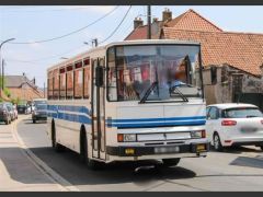 Louer une RENAULT S 53 RX de 1989 (Photo 2)