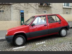 Louer une RENAULT Super 5 de de 1988 (Photo 2)