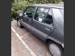 Louer une RENAULT Super 5 de de 1989 (Photo 4)