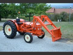 Louer une RENAULT Tracteur 70 R7252 de de 1969 (Photo 4)