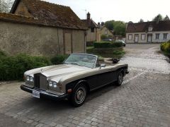 Louer une ROLLS ROYCE Corniche  de 1978 (Photo 2)