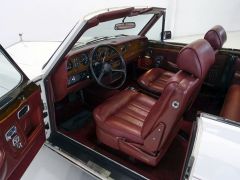 Louer une ROLLS ROYCE Corniche de de 1979 (Photo 4)