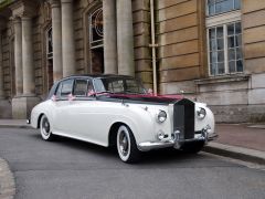 Louer une ROLLS ROYCE Silver Cloud  de 1960 (Photo 0)