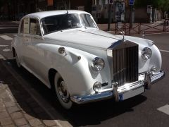 Louer une ROLLS ROYCE Silver Cloud de 1957 (Photo 1)