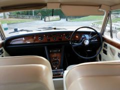 Louer une ROLLS ROYCE Silver Shadow de de 1975 (Photo 5)