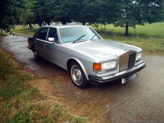 Louer une ROLLS ROYCE Silver Spirit de 1985 (Photo 1)